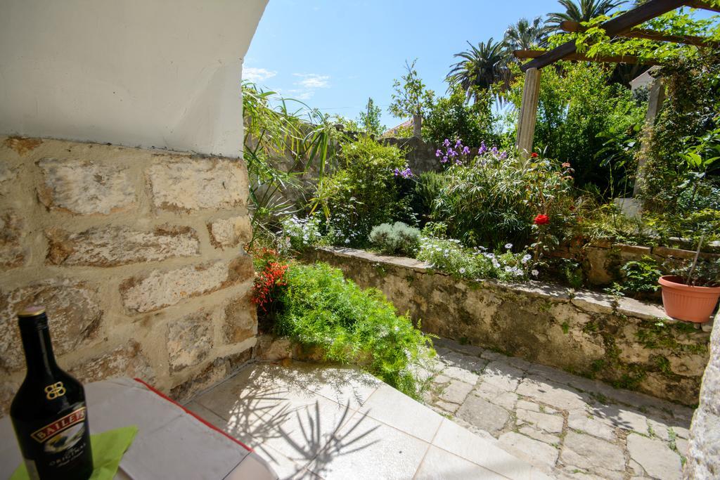 Apartment Lara Ντουμπρόβνικ Εξωτερικό φωτογραφία